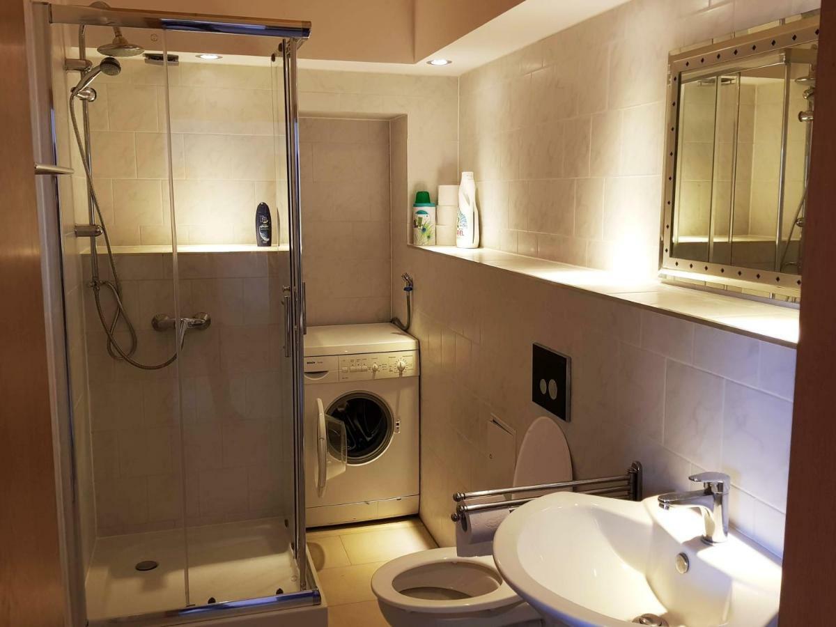Monteurzimmer Obersulm Hotel Eksteriør billede