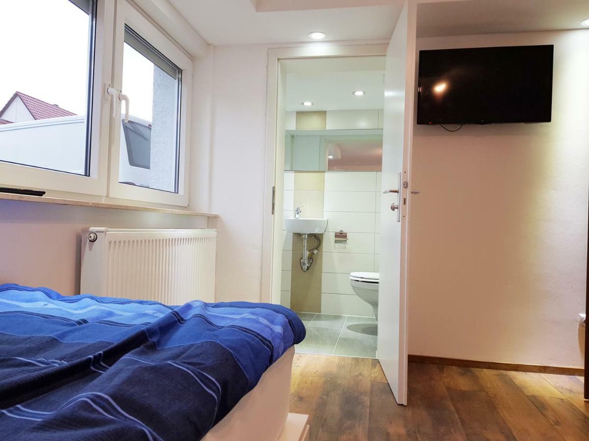 Monteurzimmer Obersulm Hotel Eksteriør billede